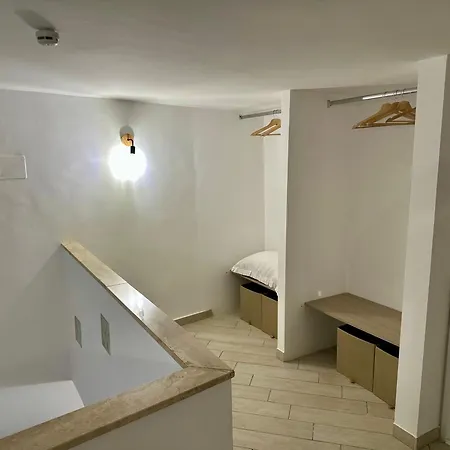 Casa Francesca - Vicino Napoli Comfort E Tranquillita Pollena Trocchia