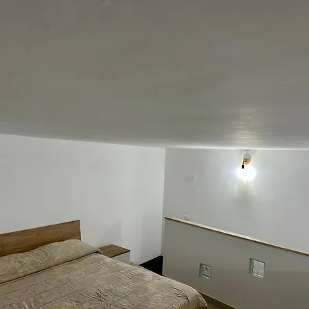 Casa Francesca - Vicino Napoli Comfort E Tranquillita * Pollena Trocchia